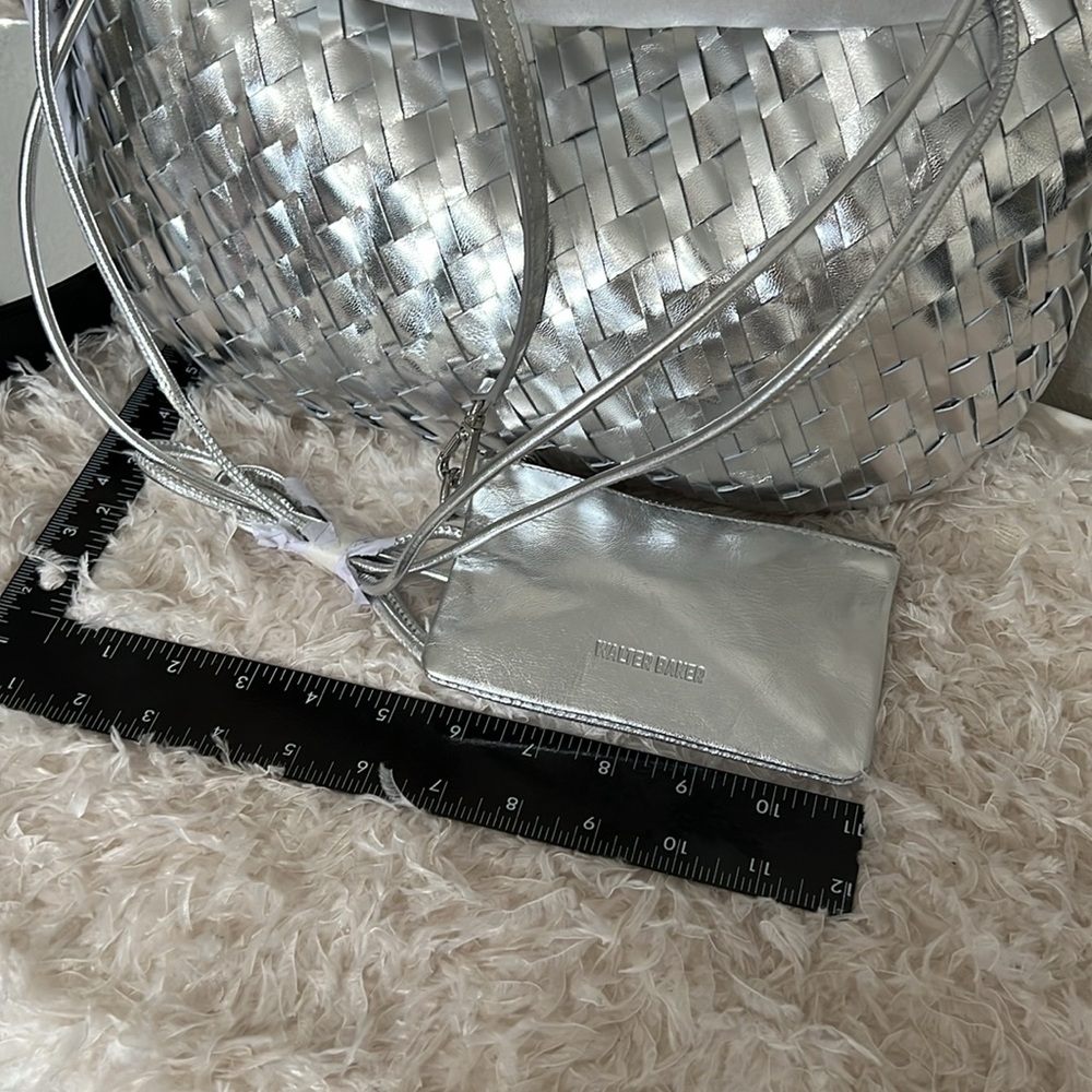 Walter Baker Large Hazel Silver Woven Hobo Bag with Matching Pouch - Picture 11 of 16